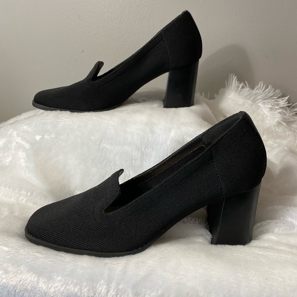 Adrienne VITTADINI Black Block Heels 
Size 9 1/2 M - Picture 2 of 8